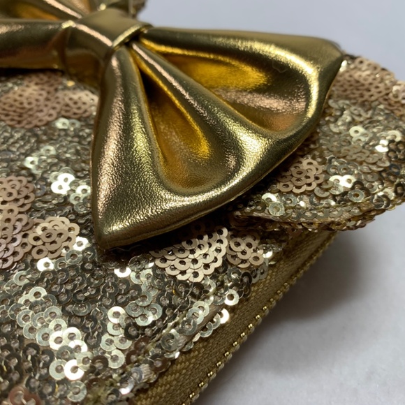 Loungefly Disney Wallet Gold Sequin Mickey Minnie Metallic 5 x 5 NWT Disneyland - Picture 4 of 9